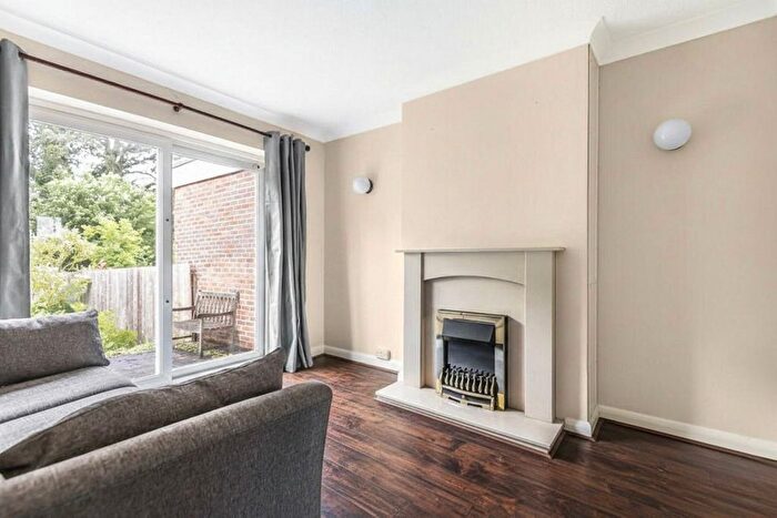 4 Bedroom Terraced House To Rent In Lower Downs Road, Raynes Park, SW20