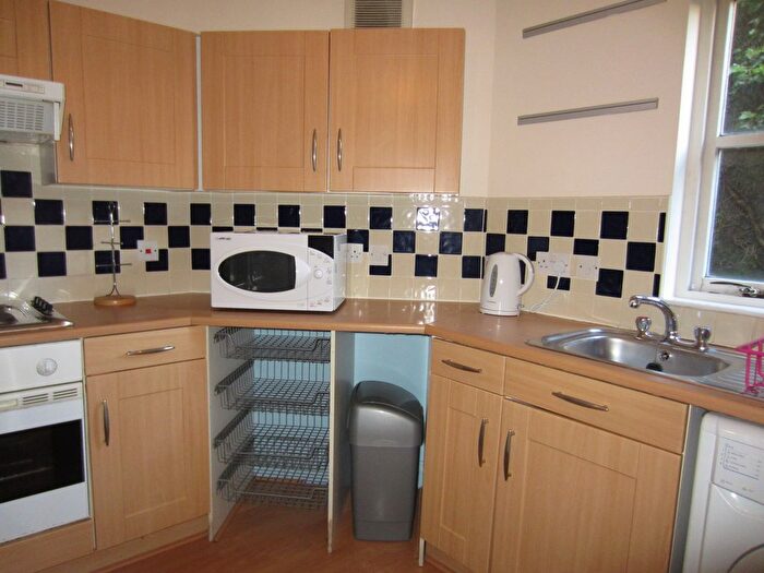 2 Bedroom Flat To Rent In Crown Street, Aberdeen, AB11