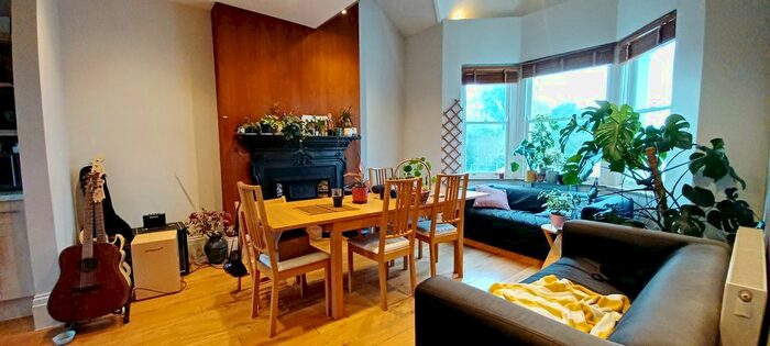 4 Bedroom Flat To Rent In Denton Road, Crouch End N8