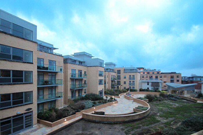 2 Bedroom Flat To Rent In Homerton Street, Cambridge, CB2