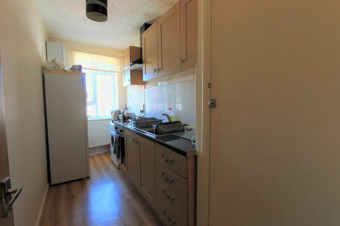 1 Bedroom Flat To Rent In High Street, Newhaven, BN9