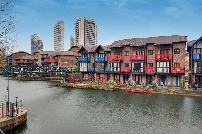 4 Bedroom Property To Rent In Lovegrove Walk, Isle Of Dogs, London, E14