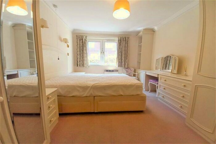 2 Bedroom Retirement Property For Sale In Winchester City Centre, SO23
