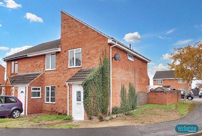 2 Bedroom Terraced House For Sale In Pennine Close, Melksham, SN12