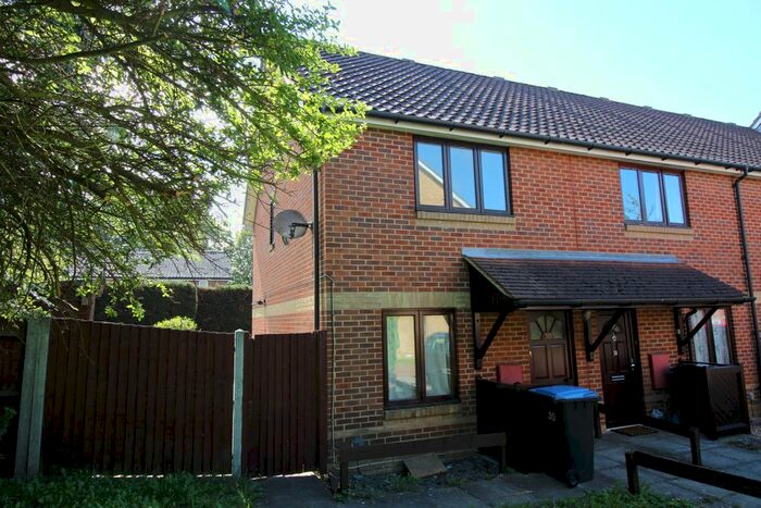 2 Bedroom End Of Terrace House To Rent In Turnors, Harlow, CM20