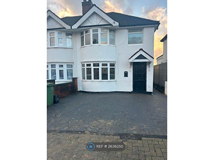 4 Bedroom Semi-Detached House To Rent In Windsor Road, Harrow, HA3