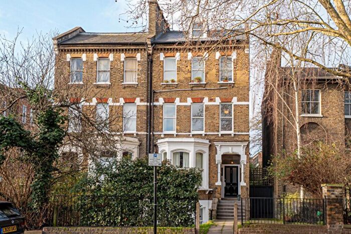 1 Bedroom Flat For Sale In Thornhill Road, London, N1