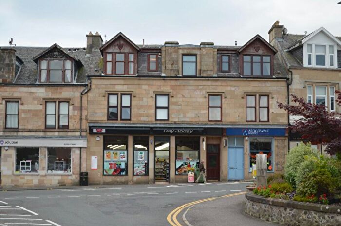 2 Bedroom Flat To Rent In Bridge Of Weir Road, Kilmacolm, PA13