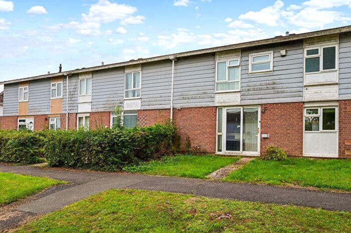 3 Bedroom Terraced House For Sale In Tintern Close, Popley, RG24