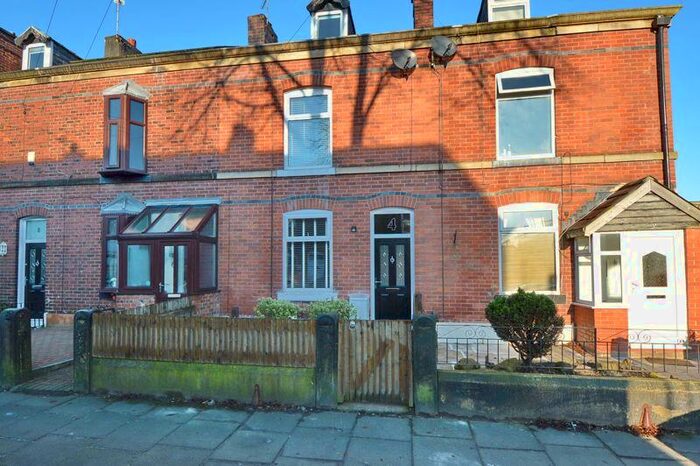 3 Bedroom Terraced House To Rent In Nipper Lane, Whitefield, Manchester, M45