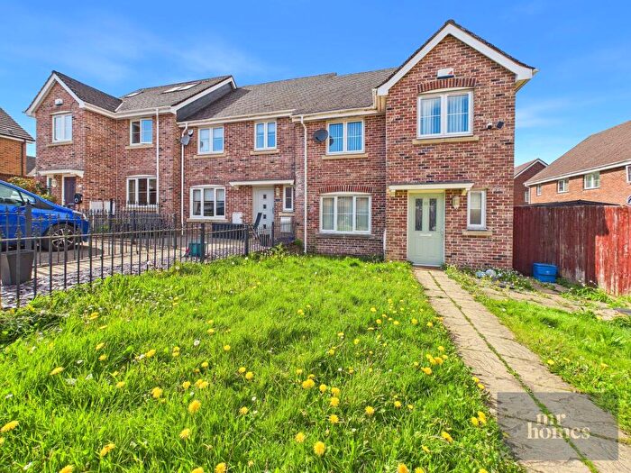 3 Bedroom House To Rent In Heol Yr Odyn, Caerau, Cardiff, CF5