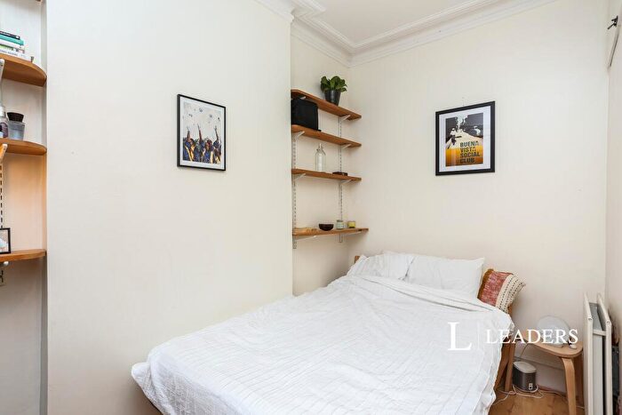 1 Bedroom Flat To Rent In St Johns Road, SE20