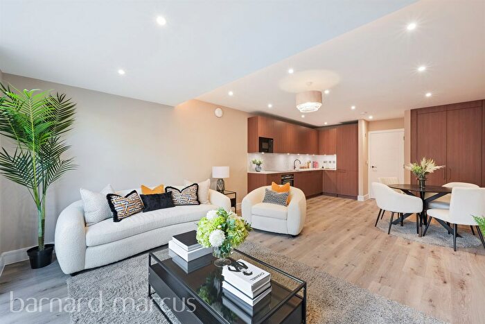 1 Bedroom Flat For Sale In Abbotswood Road, London, SW16
