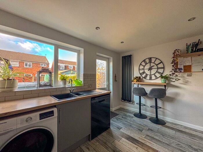2 Bedroom Semi-Detached House For Sale In Regency Close, Weddington, CV10