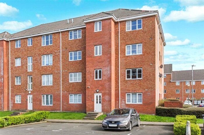 2 Bedroom Flat For Sale In Tullis Gardens, Glasgow, Glasgow City, G40