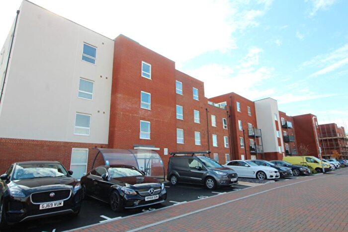 2 Bedroom Apartment To Rent In Castle Hill, Ebbsfleet Valley, Swanscombe, Kent, DA10