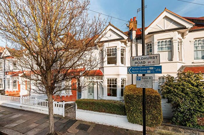 4 Bedroom Property For Sale In Speldhurst Road, London, W4