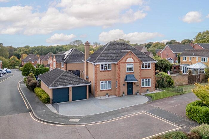 4 Bedroom Detached House For Sale In Snowdonia Way, Huntingdon, Cambridgeshire, PE29