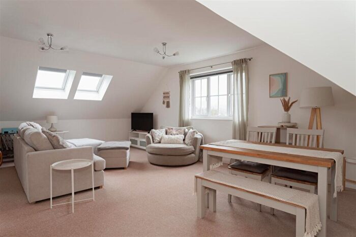 1 Bedroom Penthouse To Rent In Vision Place, Oxford Road, Redhill, RH1