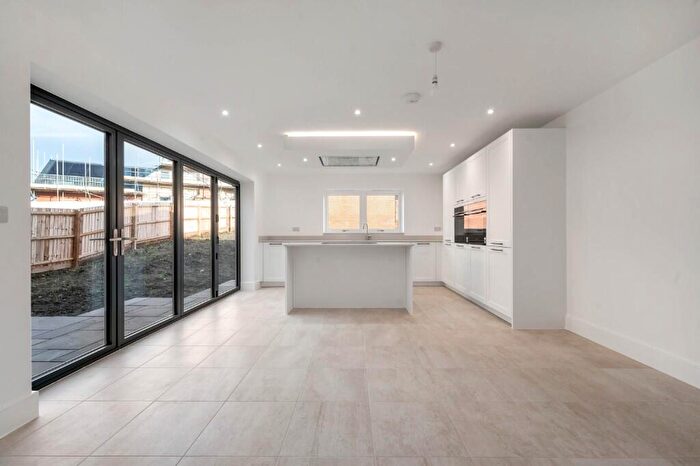 4 Bedroom Detached House For Sale In Stanion Road, Brigstock, Kettering, NN14