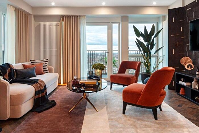 1 Bedroom Flat To Rent In Halcyon House, Royal Eden Dock, E16