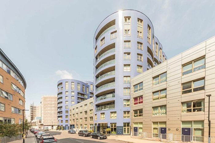 1 Bedroom Flat To Rent In Queensland Road, Islington, N7