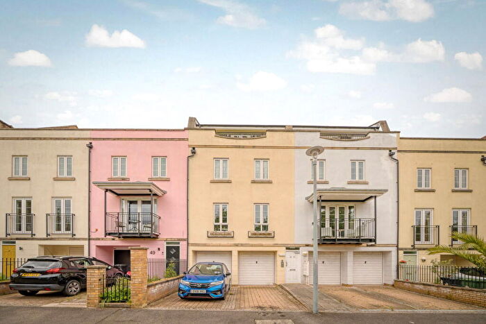 2 Bedroom Apartment For Sale In Burlington Road, Portishead, Bristol, BS20