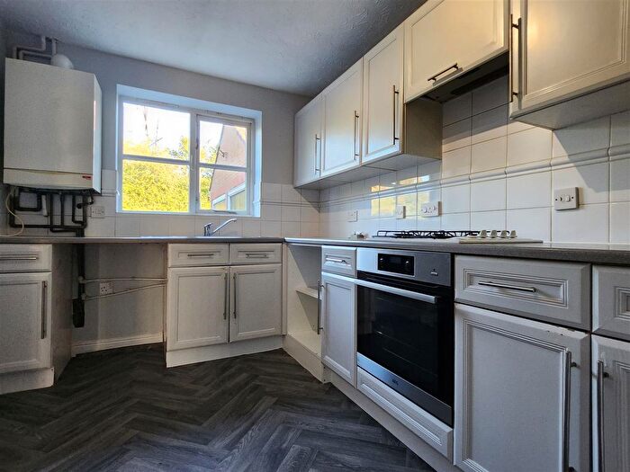 3 Bedroom Detached House For Sale In George Lovell Drive, Enfield Island Village, EN3