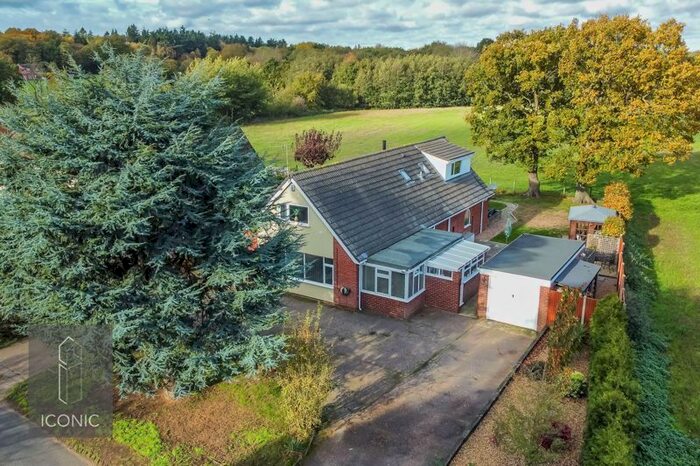 4 Bedroom Property For Sale In The Street, Felthorpe, Norwich, NR10
