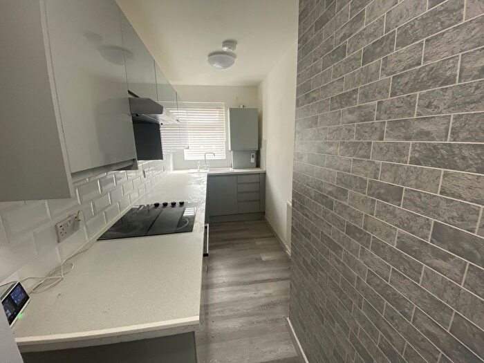 1 Bedroom Flat To Rent In Palmerston Road, Bournemouth, BH1