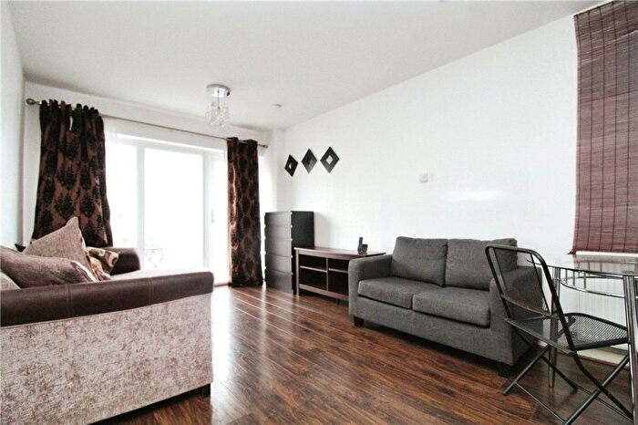 2 Bedroom Flat To Rent In Whitestone Way, Croydon, CR0