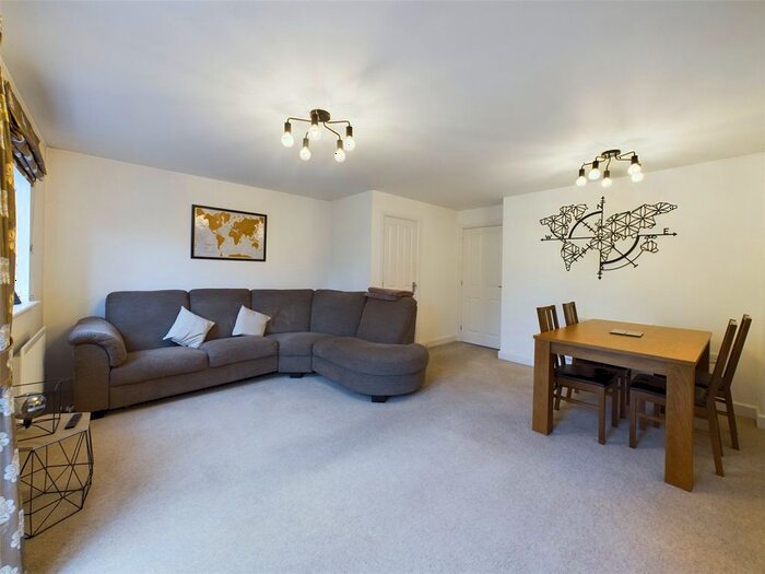 3 Bedroom Terraced House For Sale In Jetty Road, Hempsted, Gloucester