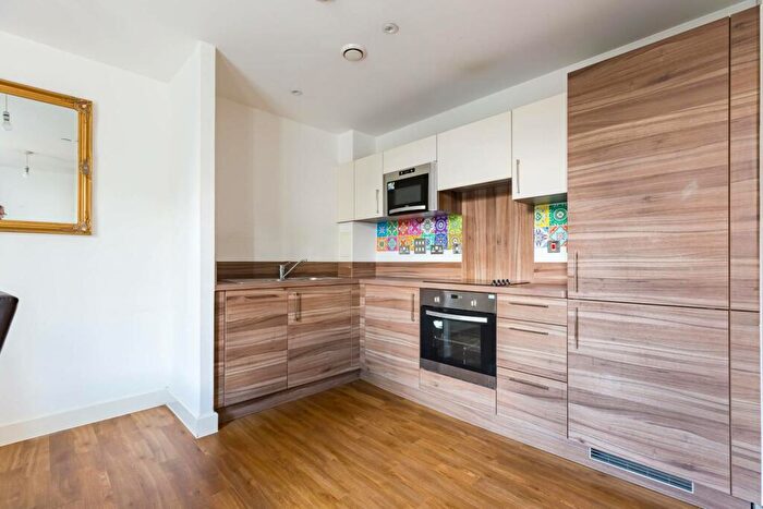 1 Bedroom Flat To Rent In Connaught Heights, Docklands, London, E16