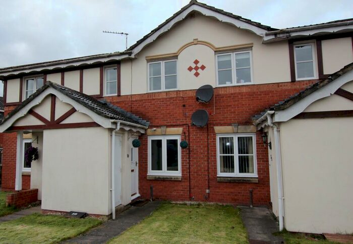 2 Bedroom Flat To Rent In Sir William Wallace Court, Larbert, FK5