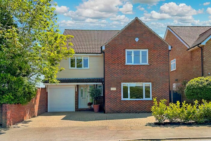 4 Bedroom Detached House For Sale In Loves Green, Highwood, Chelmsford, CM1
