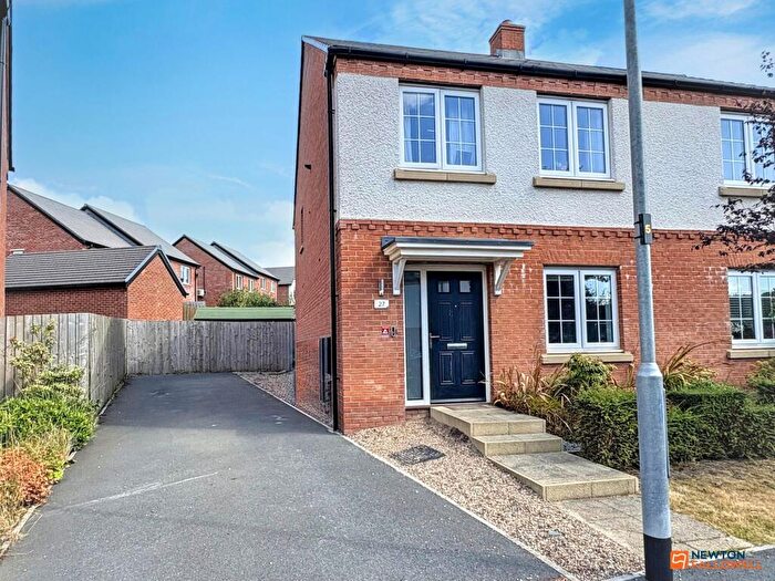 3 Bedroom Semi-Detached House For Sale In Citron Avenue, Coalville, LE67