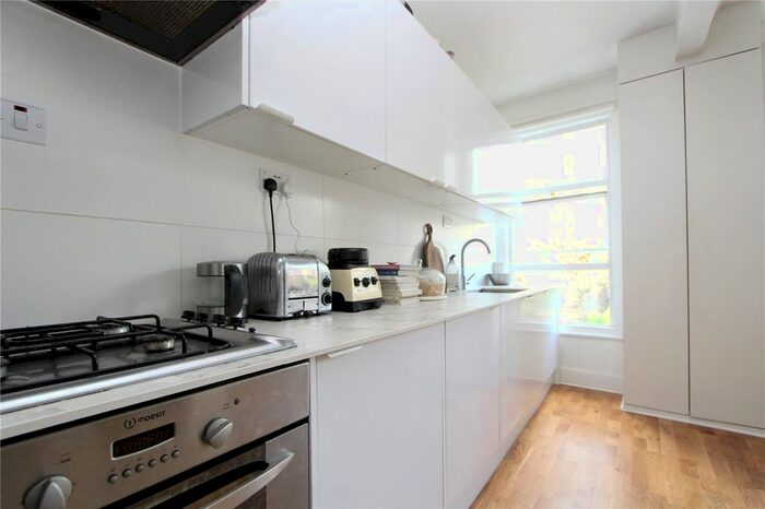 1 Bedroom Flat To Rent In Muswell Hill Road, Muswell Hill, N10