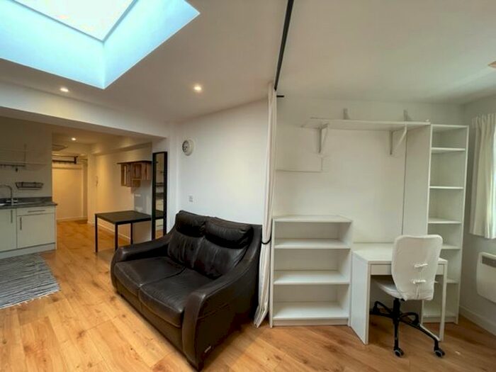 Studio To Rent In Southampton Street, Southampton, SO15