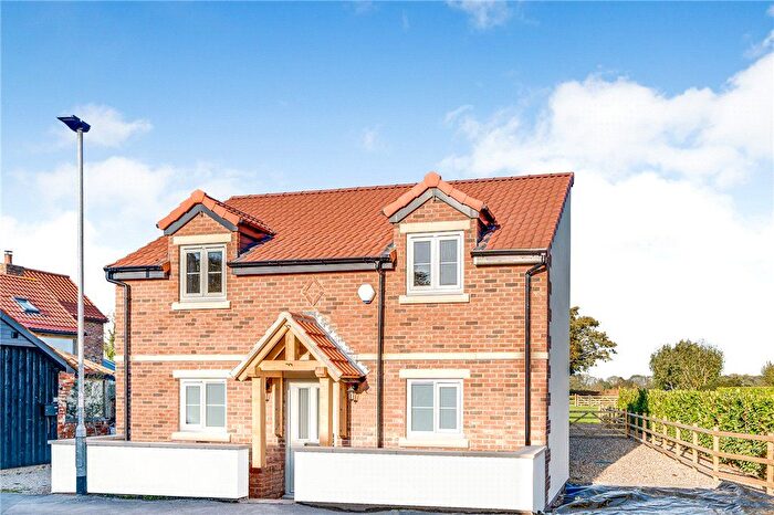 3 Bedroom Detached House For Sale In Park Lane, Barlow, Selby, North Yorkshire, YO8