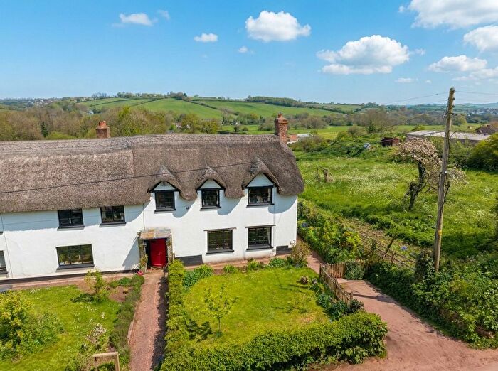 3 Bedroom Cottage For Sale In Uton, Crediton, EX17