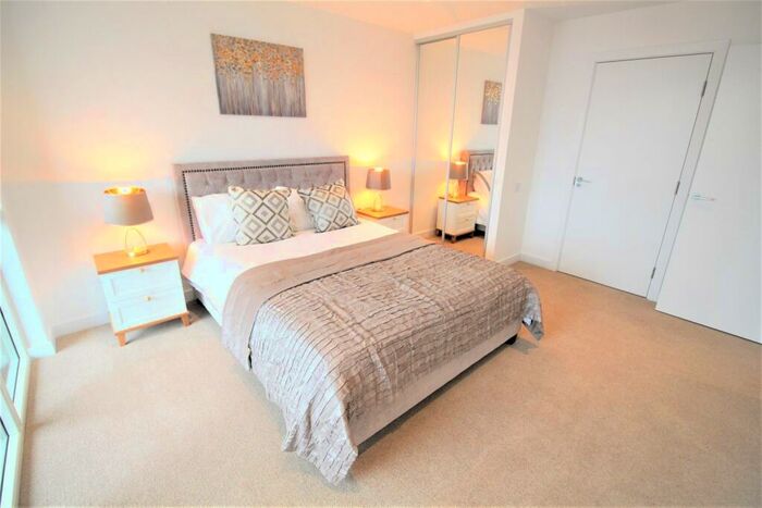 1 Bedroom Apartment To Rent In Discovery Tower, E16