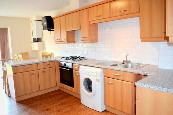 4 Bedroom Detached House To Rent In Lauderdale Crescent, Manchester, Greater Manchester, M13