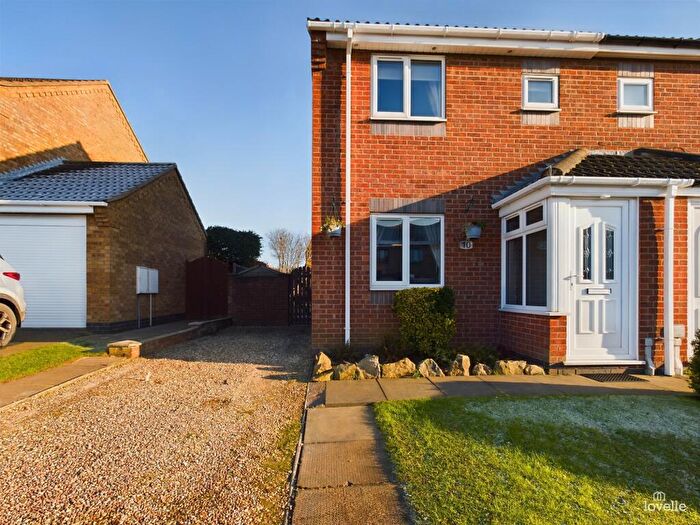 2 Bedroom Semi-Detached House For Sale In Avenue Nozay, Broughton, DN20