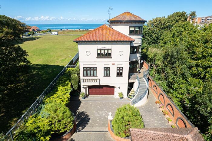 4 Bedroom Detached House To Rent In Dane Road, Birchington, Kent, CT7