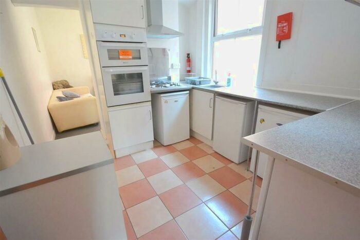 5 Bedroom House To Rent In Welford Road, Clarendon Park, Leicester, LE2