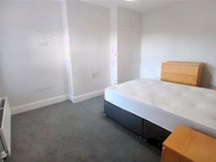 1 Bedroom House To Rent In Clift House Road, Bristol, BS3