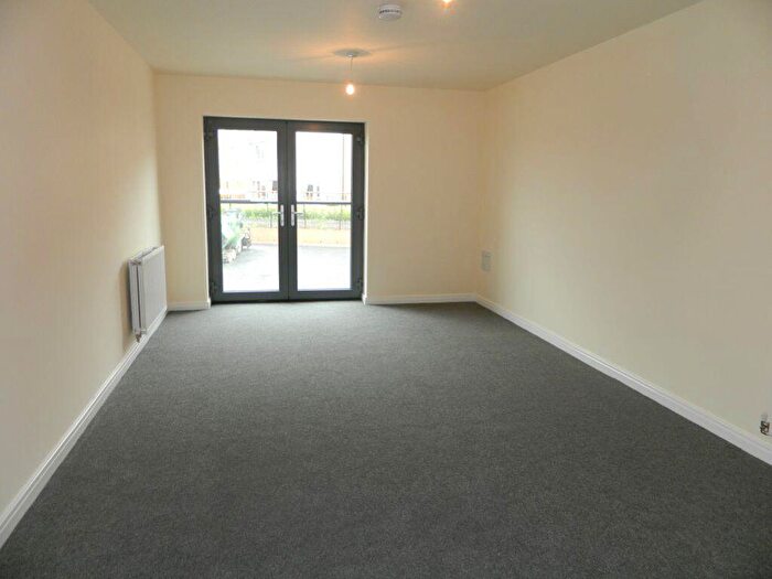 2 Bedroom Apartment To Rent In Hallam Fields, Leicester, LE4