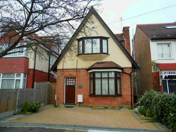 3 Bedroom Detached House To Rent In Bolton Road, Harrow, HA1