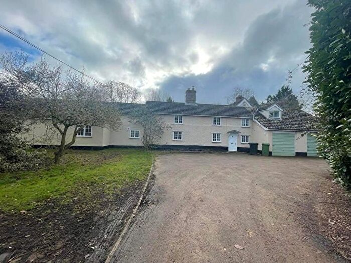 3 Bedroom Cottage To Rent In Rocklands Road, Lower Stow Bedon, NR17