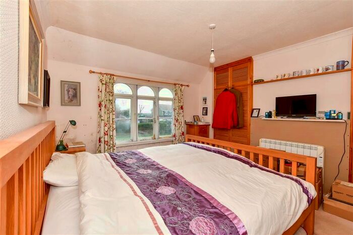 2 Bedroom Semi-Detached House For Sale In Station Road, Kent, Kent, TN27